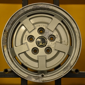 Használt Lancia Gamma (3/4-1782)(HA3118809)(JF)Veterán alufelni 14coll 5x108