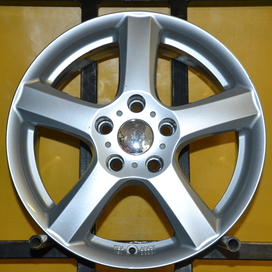 Használt VW-Audi-Seat-Skoda-Mercedes(1-2211)(HA3455241)(JF)Használt alufelni 16coll 5x112